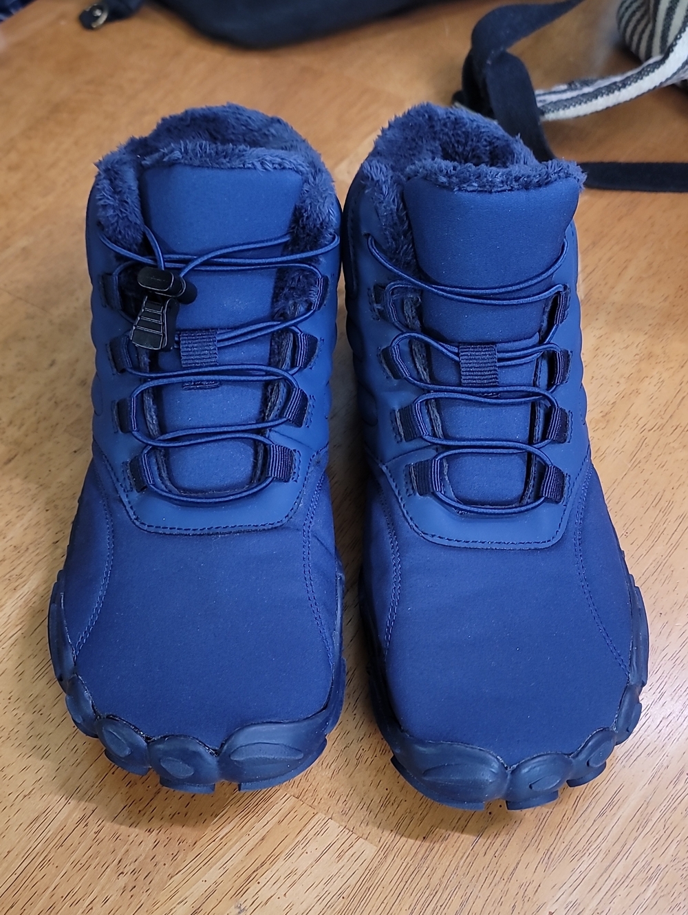 Blue Fleece-lined Barefoot Winter Ankle Boots, Bungee Closure
